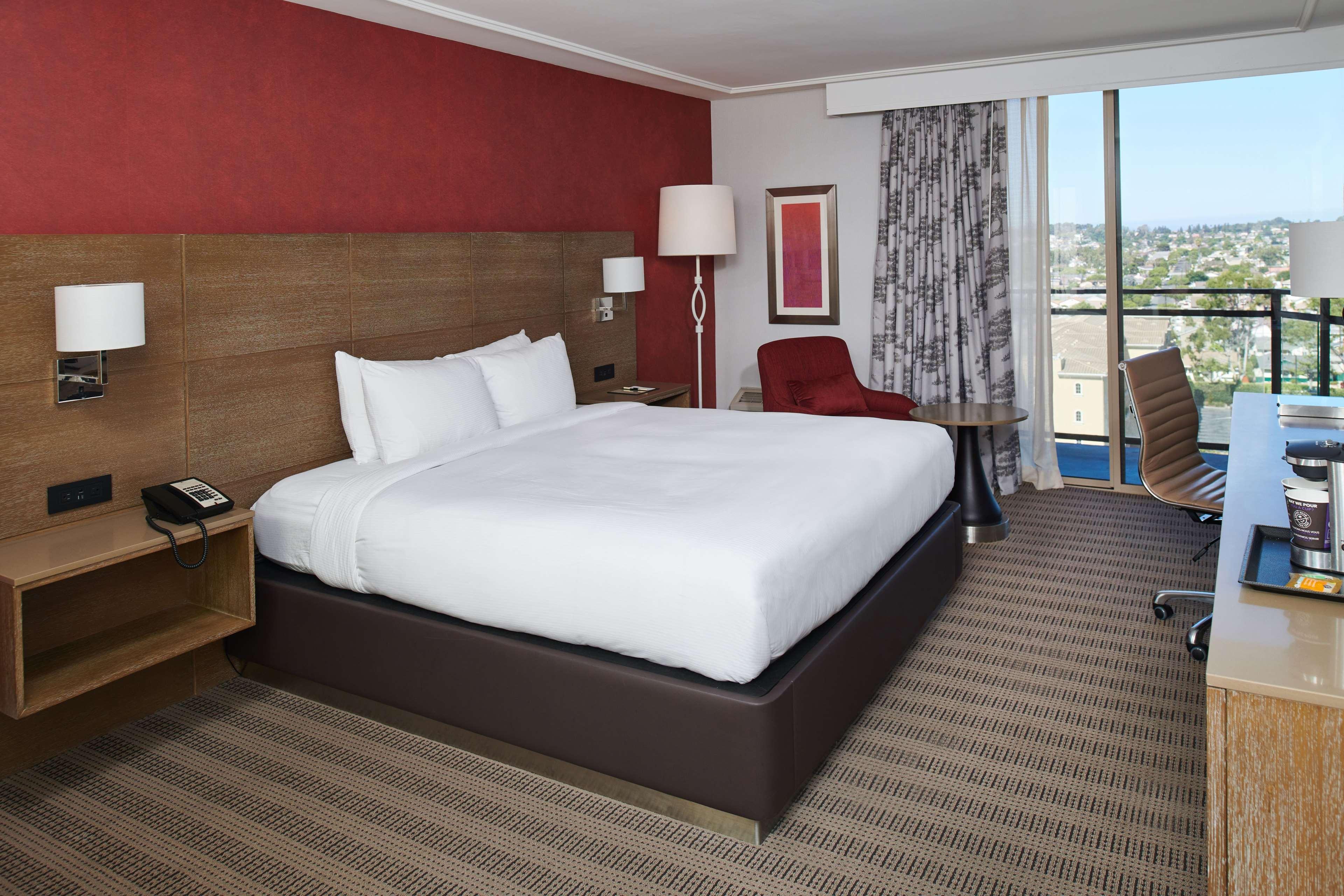 Doubletree By Hilton - South Bay Torrance