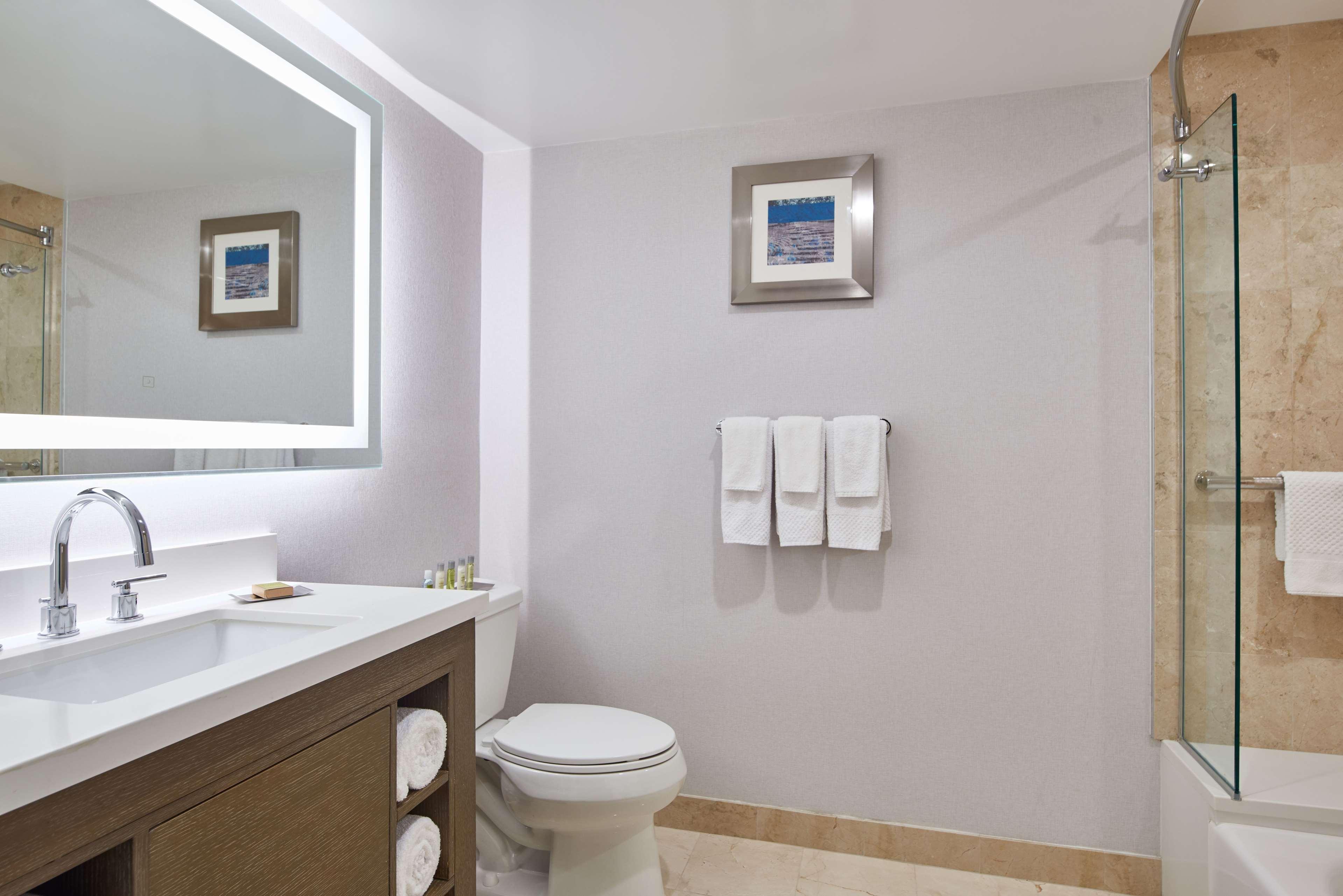 Doubletree By Hilton - South Bay Torrance